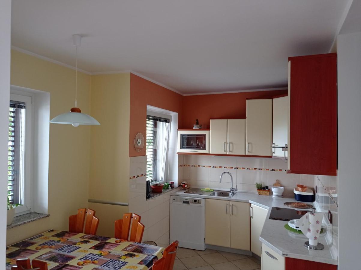 Apartman Adrijana Kastav, Free Wifi & Parking, 2 Bedrooms & Sea View Экстерьер фото